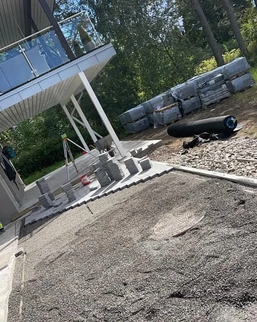 Steinlegging
